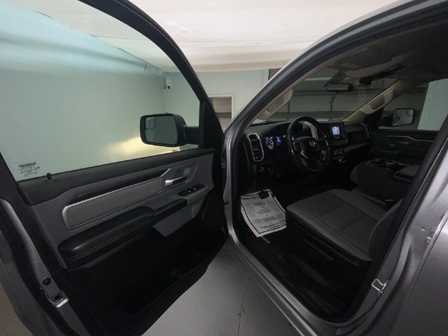 Used 2020 RAM 1500 Big Horn AWD/4WD image 11
