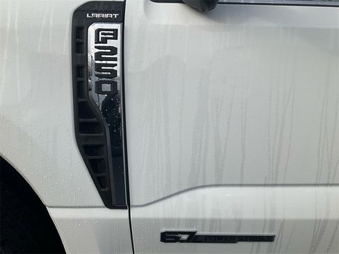 New 2026 Ford F250 Lariat w/ Chrome Package image 17