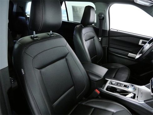 Certified 2023 Ford Explorer XLT w/ Equipment Group 202A image 11