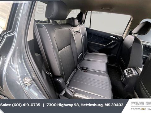 Used 2022 Volkswagen Tiguan SE FWD image 20