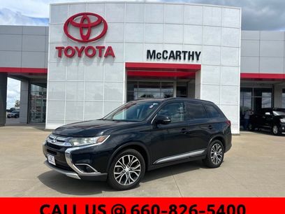 Used 2016 Mitsubishi Outlander SE