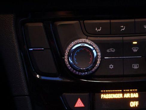Used 2018 Buick Encore Preferred FWD image 32