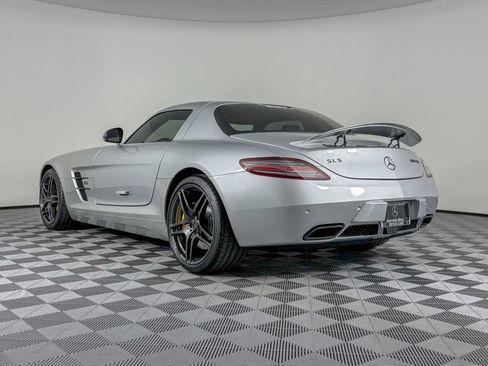 Used 2011 Mercedes-Benz SLS AMG Coupe image 5