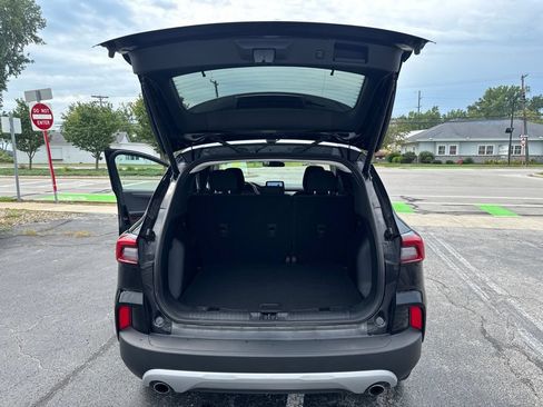 Used 2024 Ford Escape Active AWD/4WD image 40