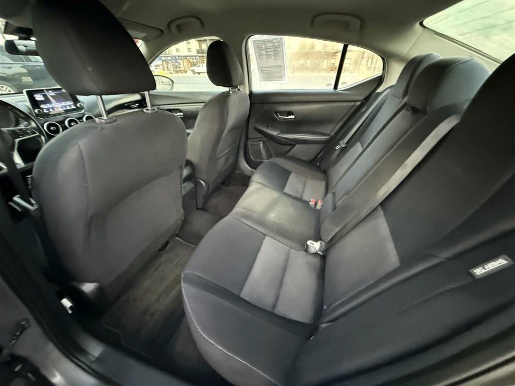 Used 2021 Nissan Sentra SV FWD image 16
