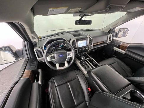 Used 2019 Ford F150 Lariat w/ FX4 Off-Road Package image 10
