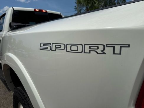 Used 2019 RAM 3500 Laramie AWD/4WD image 17