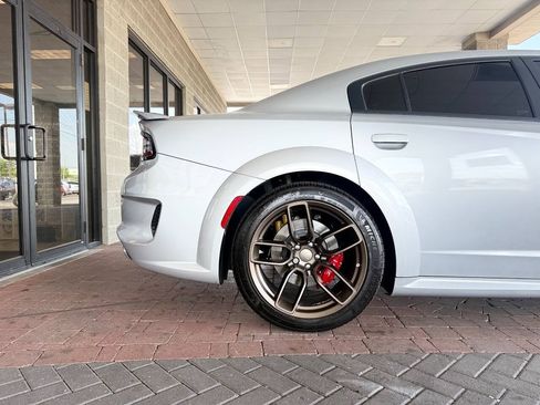 Used 2022 Dodge Charger SRT Hellcat RWD image 17