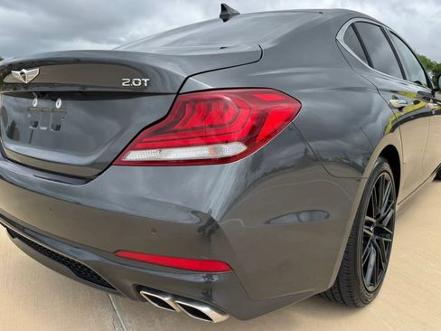 Used 2020 Genesis G70 2.0T w/ Elite Package RWD image 13