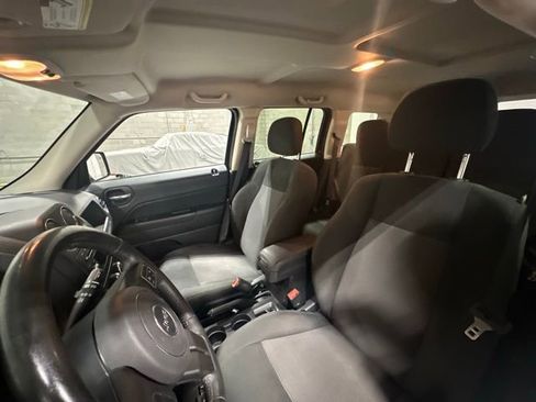 Used 2015 Jeep Patriot Latitude image 15
