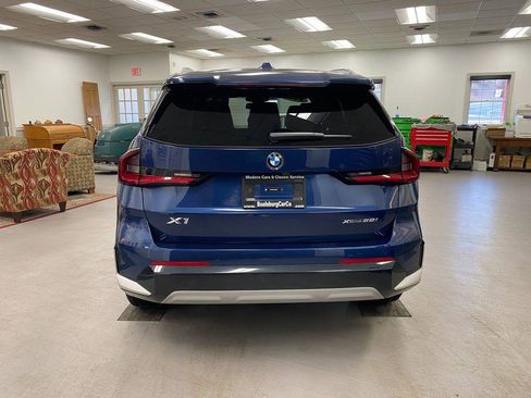 Used 2024 BMW X1 xDrive28i w/ Convenience Package image 16