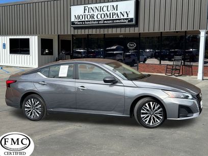 Used 2025 Nissan Altima 2.5 SV