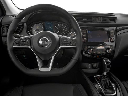 Used 2018 Nissan Rogue Sport SL w/ SL Premium Package AWD/4WD image 10