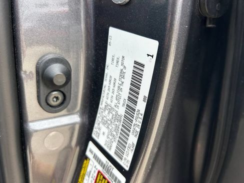 Used 2023 Toyota Tundra SR5 w/ SR5 Convenience Package AWD/4WD image 10