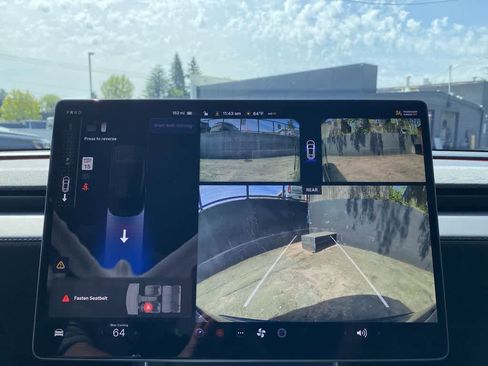 Used 2026 Tesla Model Y AWD image 23