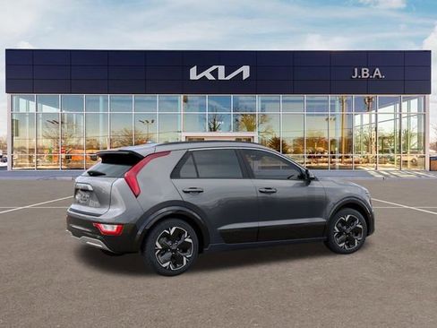 New 2026 Kia Niro Wind FWD image 6