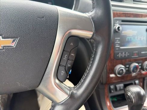 Used 2014 Chevrolet Traverse LT w/ All-Star Edition FWD image 42
