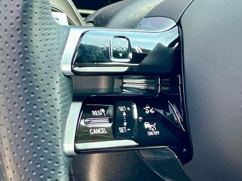 Certified 2026 Mercedes-Benz GLS 450 4MATIC image 31