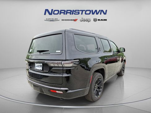 New 2026 Jeep Grand Wagoneer Limited AWD/4WD image 4