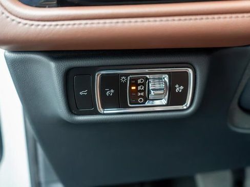 Used 2025 Lincoln Aviator Reserve w/ Illumination Package AWD/4WD image 23