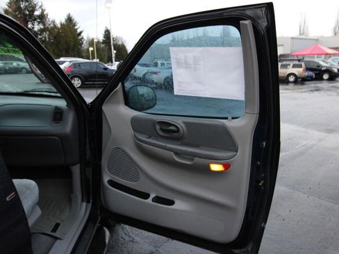 Used 1999 Ford F150 2WD SuperCab image 16