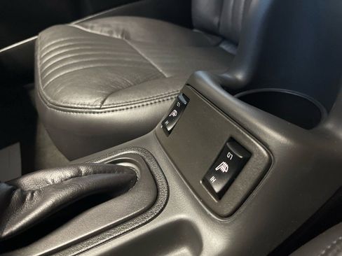 Used 2004 Chevrolet Monte Carlo SS w/ Dale Earnhardt Jr. Package image 38