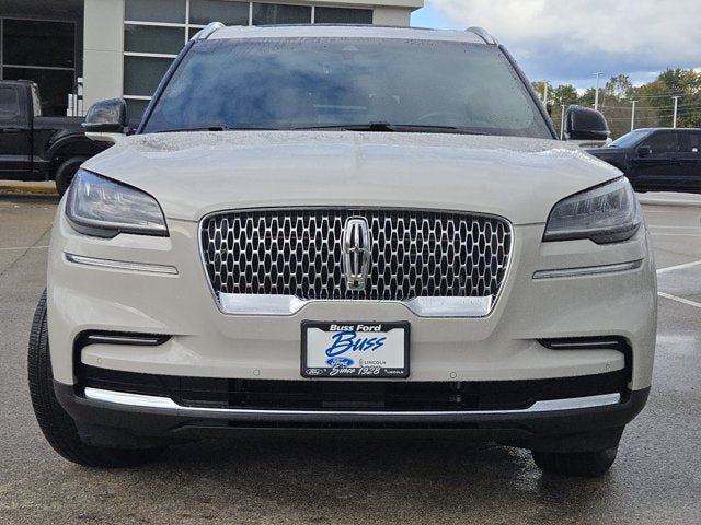 Used 2024 Lincoln Aviator Reserve w/ Elements Package Plus AWD/4WD image 2