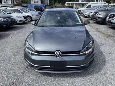 Used 2018 Volkswagen Golf S FWD image 2