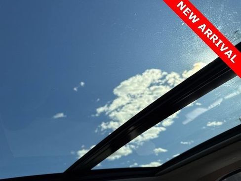 Used 2023 Acura MDX Technology image 17