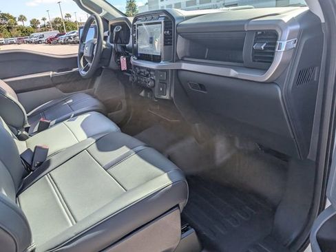 Used 2024 Ford F150 XL image 13