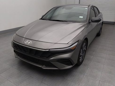 Used 2025 Hyundai Elantra Sport w/ Cargo Package FWD image 15