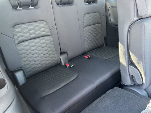 New 2025 Nissan Pathfinder SV w/ Black Appearance Package image 12