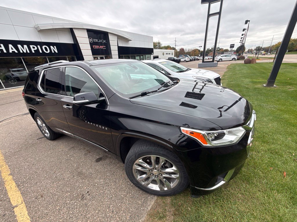Used 2019 Chevrolet Traverse High Country w/ LPO, Floor Liner Package AWD/4WD image 3