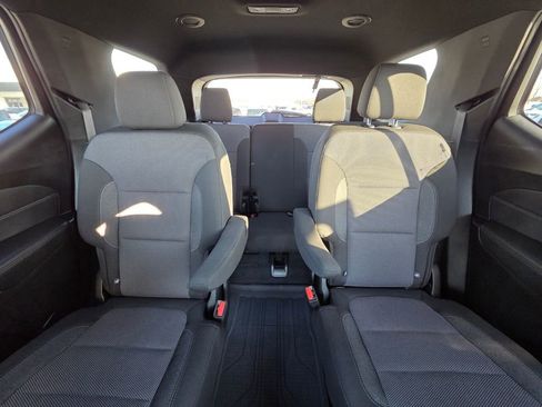 Used 2023 Chevrolet Traverse LT w/ LPO, Floor Liner Package image 30