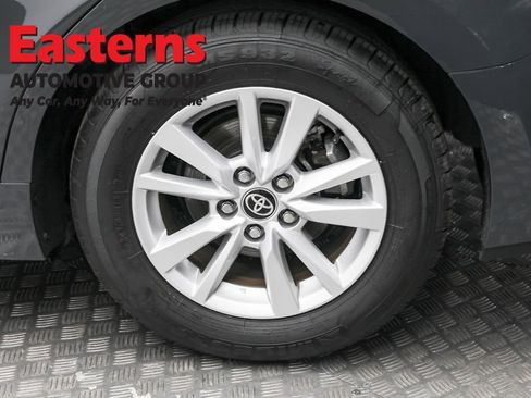 Used 2025 Toyota Camry LE image 8