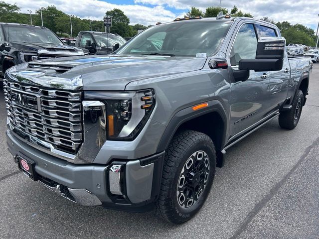 New 2026 GMC Sierra 2500 Denali w/ Denali Reserve Package AWD/4WD image 7