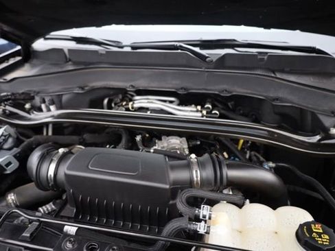 Used 2022 Ford Explorer Platinum w/ Equipment Group 601A AWD/4WD image 44