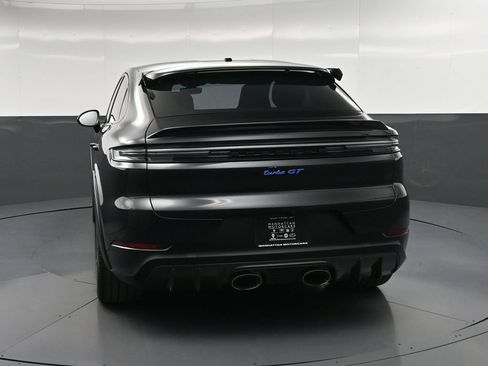 Used 2024 Porsche Cayenne Turbo GT AWD/4WD image 7