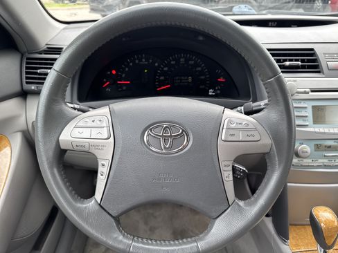 Used 2007 Toyota Camry V6 FWD image 11