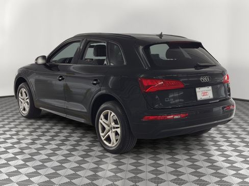 Used 2019 Audi Q5 2.0T Premium w/ Convenience Package AWD/4WD image 3