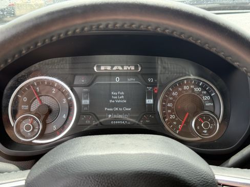 Used 2024 RAM 2500 Laramie w/ Safety Group AWD/4WD image 19