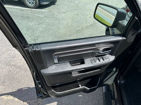 Used 2022 RAM 1500 Classic Warlock w/ Electronics Group AWD/4WD image 32