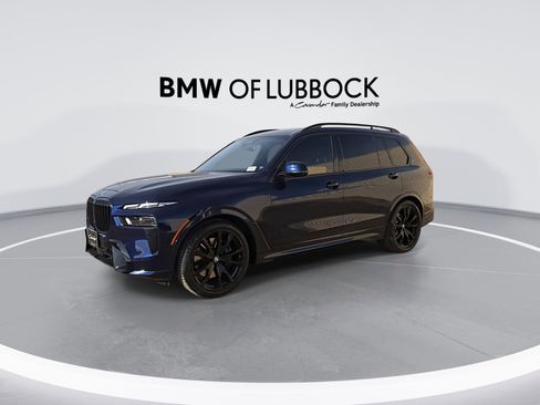 Certified 2023 BMW X7 xDrive40i w/ M Sport Package image 4
