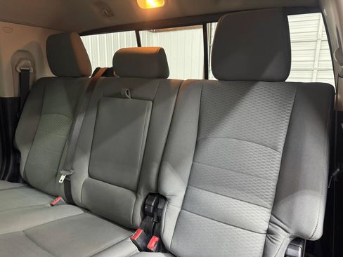 Used 2014 RAM 2500 SLT AWD/4WD image 13