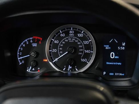 Used 2022 Toyota Corolla LE image 18