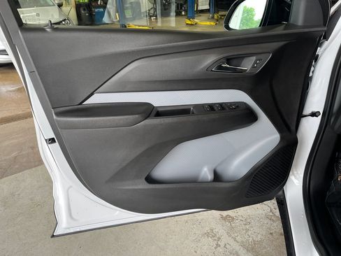 New 2027 Chevrolet Bolt LT FWD image 10