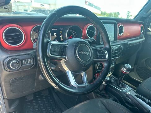 Used 2020 Jeep Wrangler Unlimited Rubicon AWD/4WD image 13