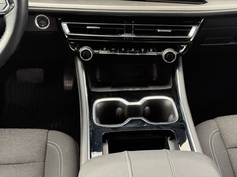 Used 2024 Chevrolet Traverse LT w/ LPO, Floor Liner Package image 29