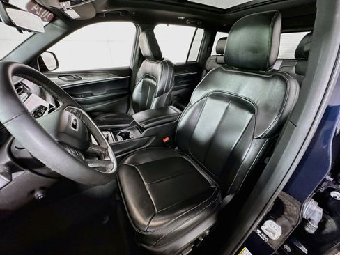 Used 2024 Jeep Grand Cherokee Limited 4xe AWD/4WD image 16