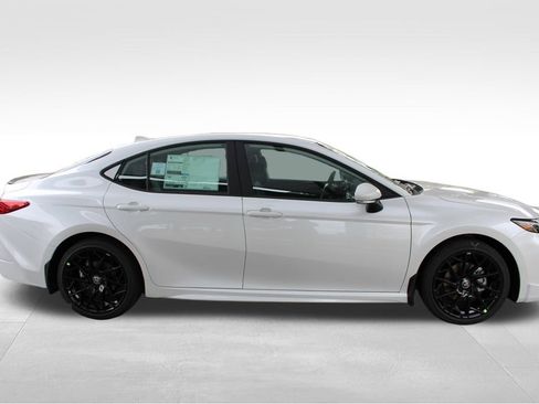 New 2026 Toyota Camry XSE FWD image 16